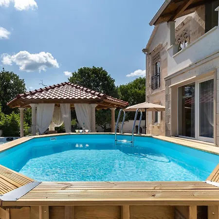 Villa Rajna
